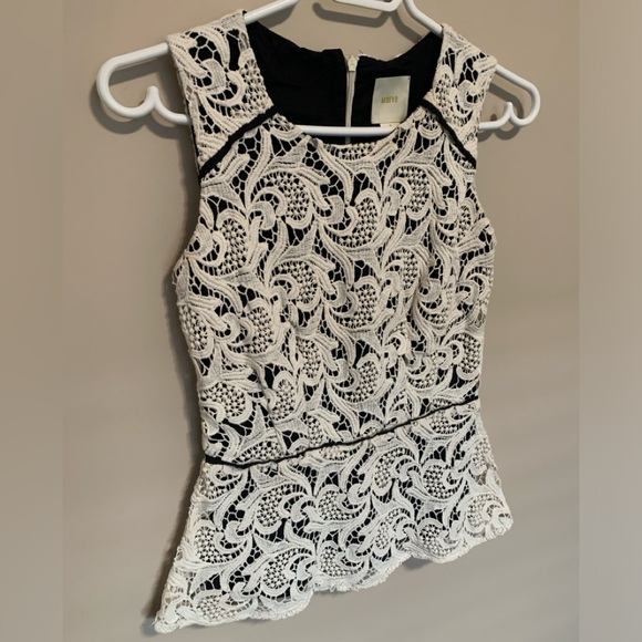 Anthropologie Maeve Crochet Peplum Top, size 0 - Picture 4 of 7